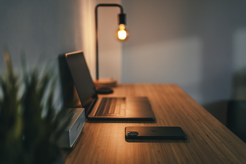 Atelier Writing Desk